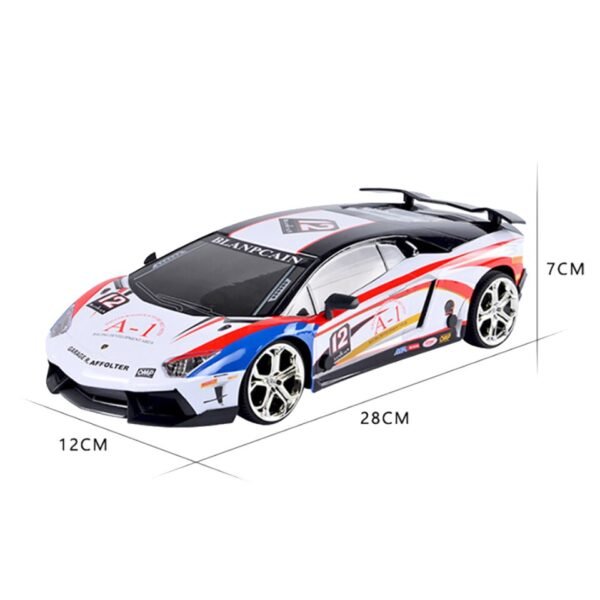 Voiture de Course Télécommandée 1/16 - 8