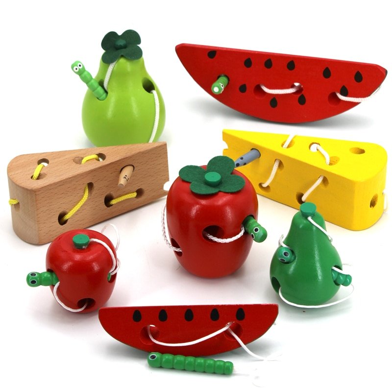 Puzzle Ver Mangeant un Fruit