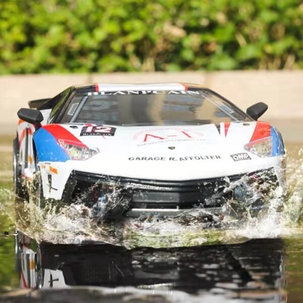 Voiture de Course Télécommandée 1/16 - 11