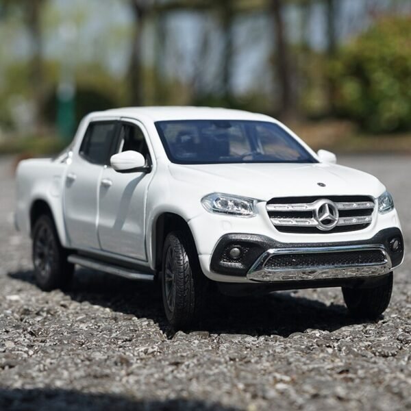 Voiture Miniature Mercedes Benz - 7