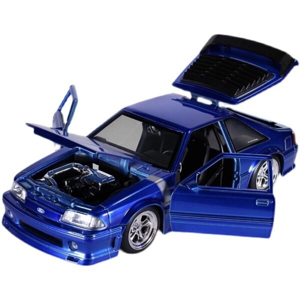 Modèle de Supercar Nissan GTR50 1:18 - 4