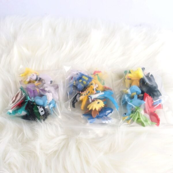 Ensemble Poke Ball et figurines Pokémon - 14