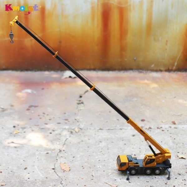 Grue de Camion en Alliage - 1