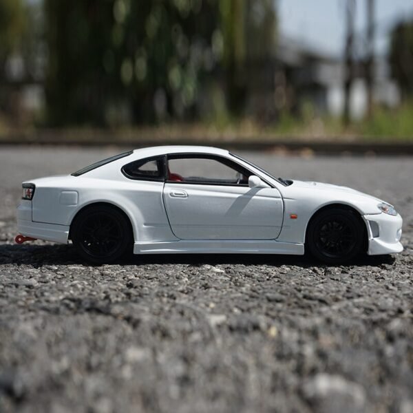 Audi RS6 Quattro 1:24 - 6
