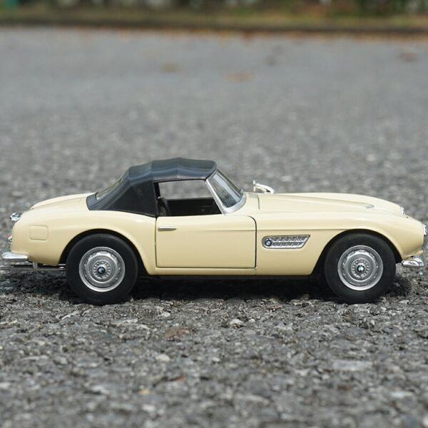 Modèle Ford Mustang GT 2015 1:24 - 2