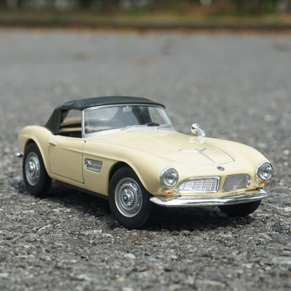 Modèle Ford Mustang GT 2015 1:24 - 3