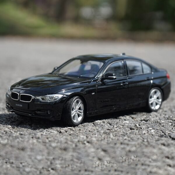 Voiture miniature AUDI - 1