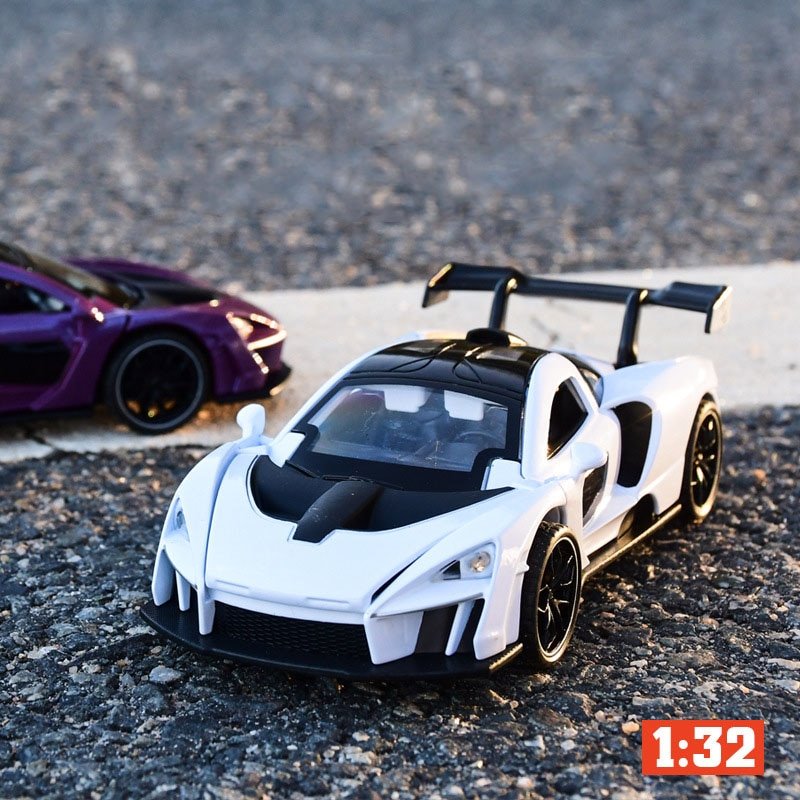 Voiture de Course Miniature en Alliage