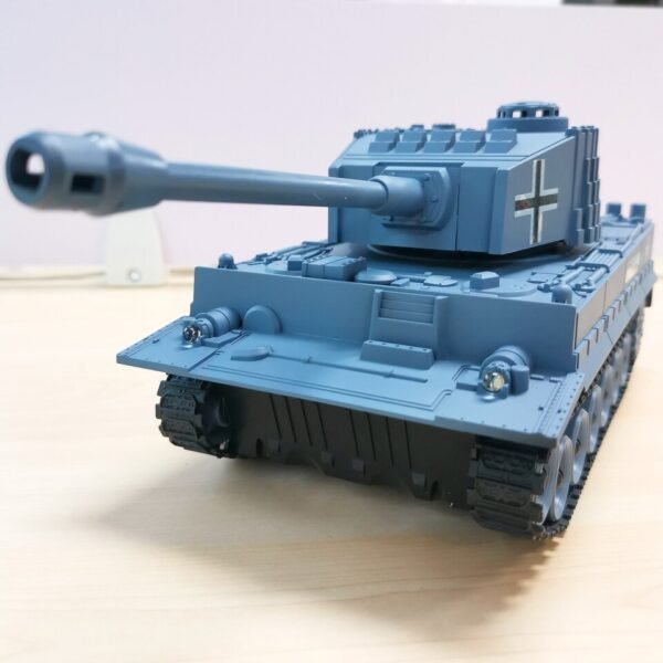 Char de Combat RC - 1