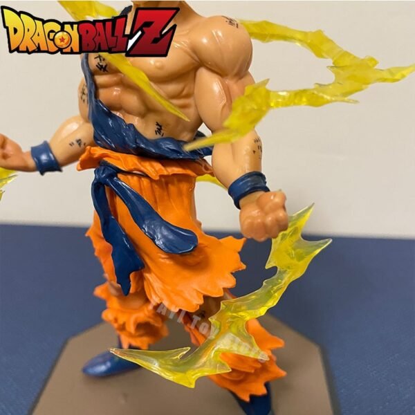 Figurine Son Goku Super Saiyan de 16cm - 6