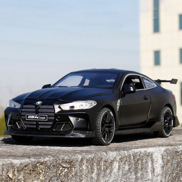 SUV Audi Q8 en alliage