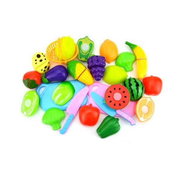 Cuisine d'enfant avec fruits et légumes - 2