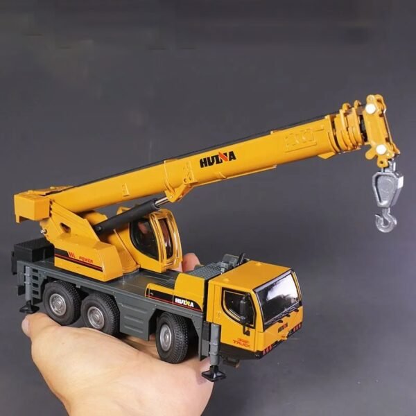 Grue de Camion en Alliage - 5
