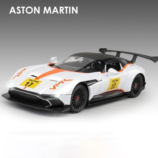 Voiture miniature McLaren 675LT - 3