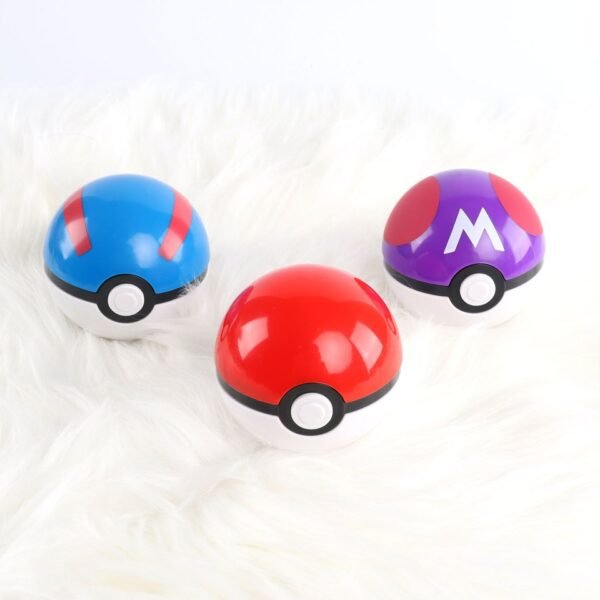 Ensemble Poke Ball et figurines Pokémon