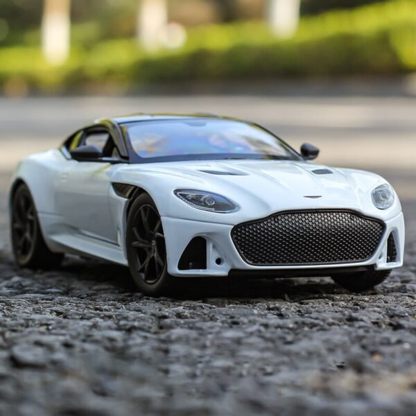 Voiture miniature Aston Martin GT son et lumière - 6