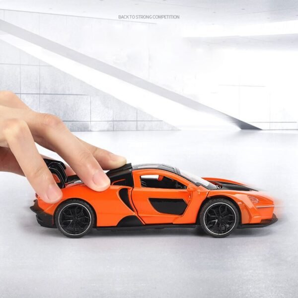 Voiture de Course Miniature en Alliage - 5