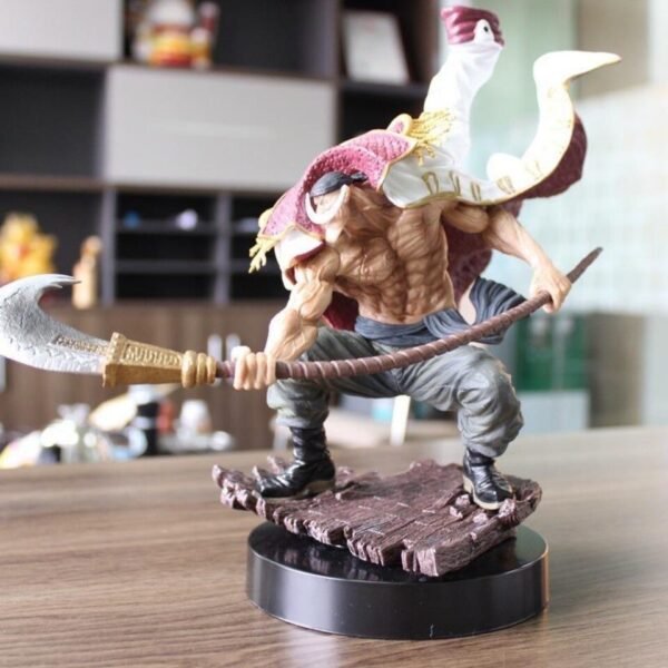 Figurine White Beard "One Piece" - 1